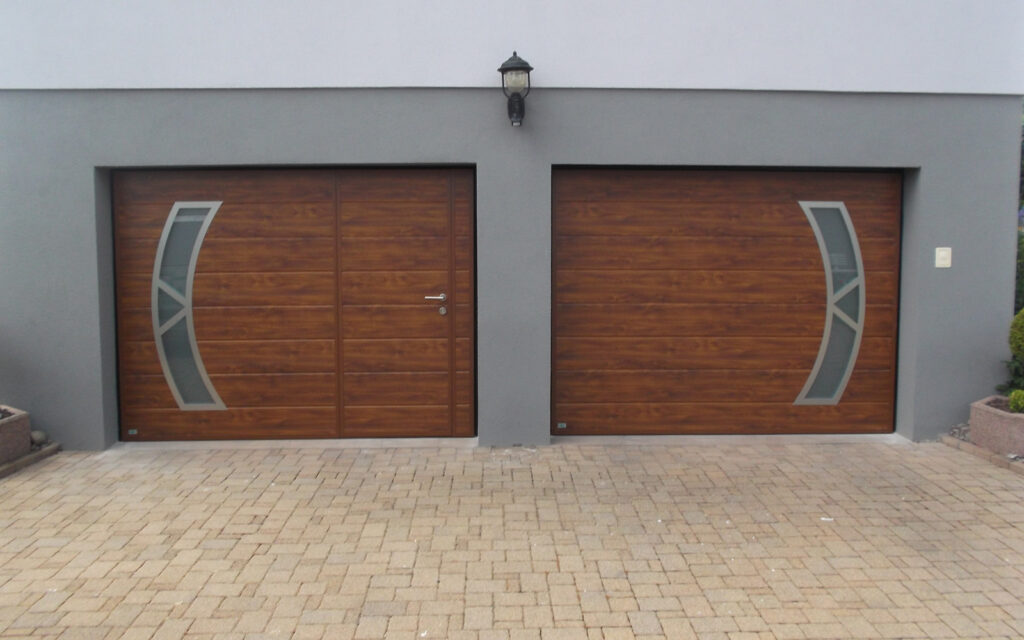 Simon | Portes et fenêtres Fabricant alsacien de portes et fenêtres, portes de garage, volets, clôtures... pour la maison.